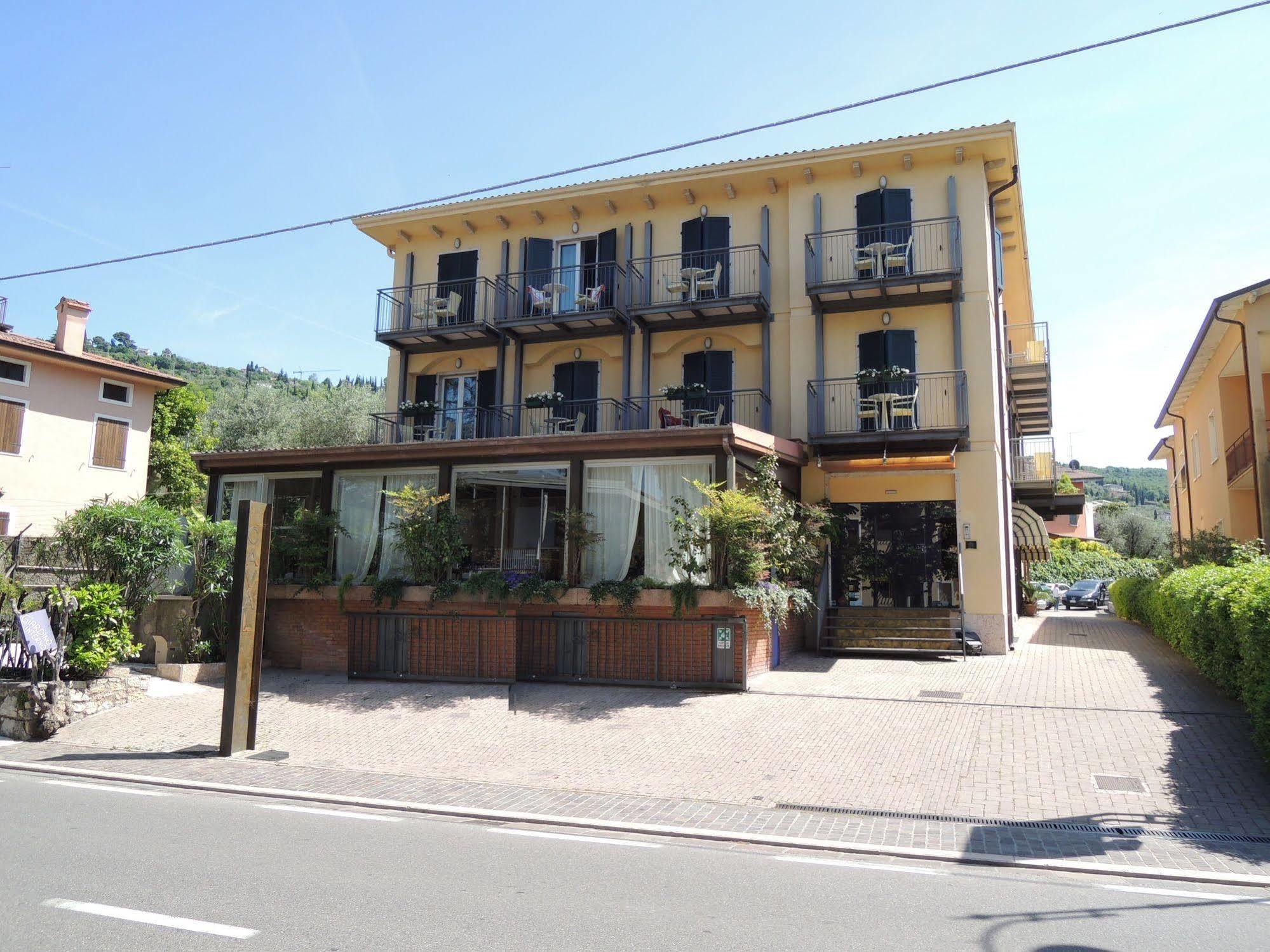 Hotel Al Caval Torri Del Benaco Eksteriør billede